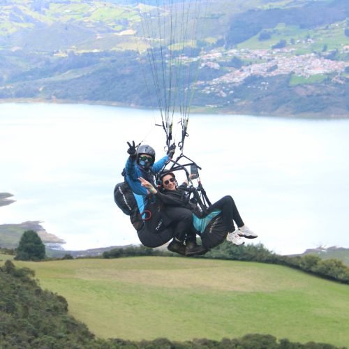 ¿Cuánto cuesta volar en parapente en 2026?